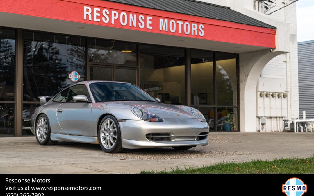 2000 Porsche 911 Carrera Coupe 2D