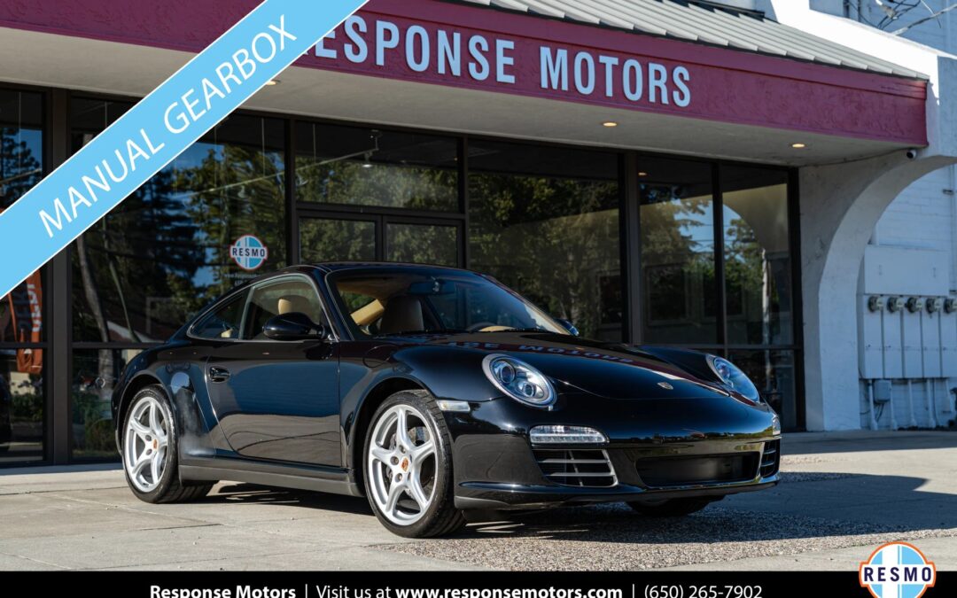 2011 Porsche 911 Carrera 4 Coupe 2D